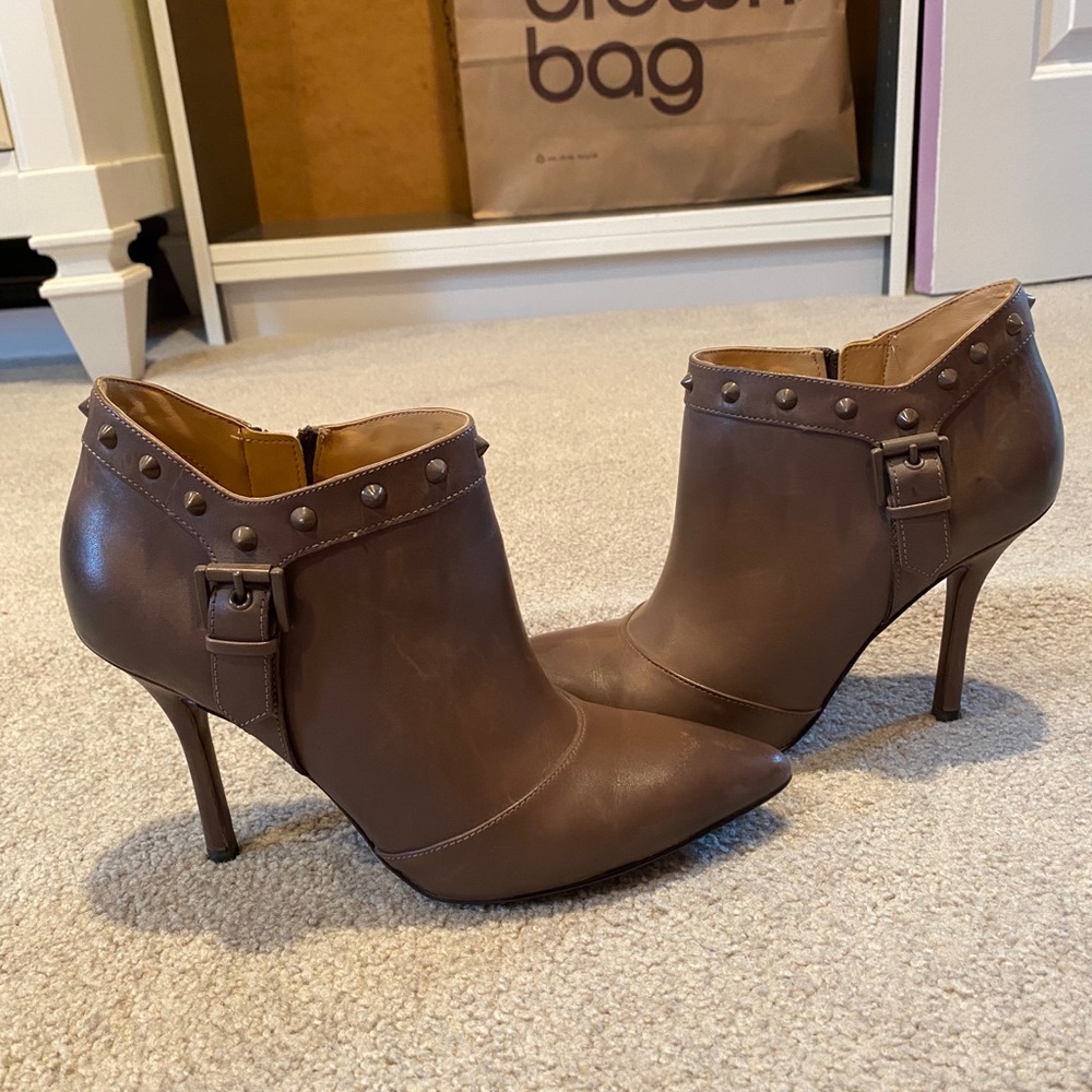 Enzo Angiolini booties